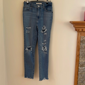 Levi’s 721 High Rise Skinny Distressed Size‎ 26 💥